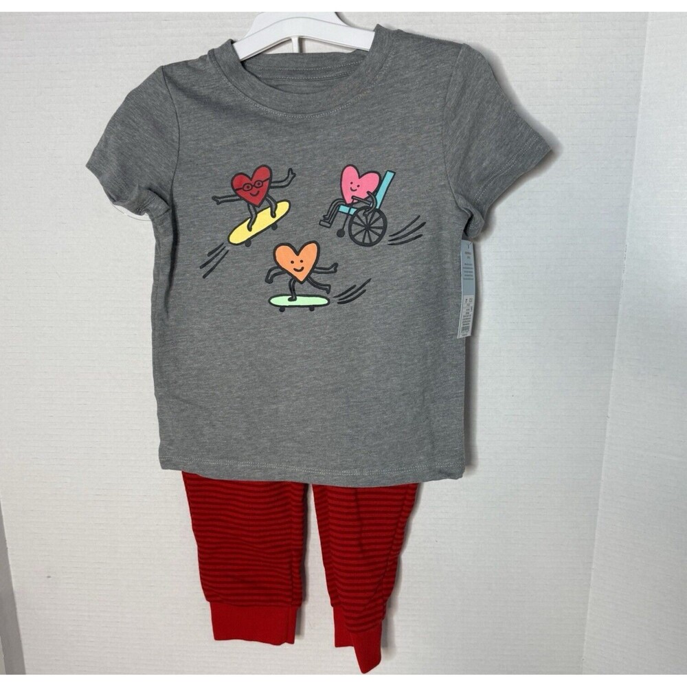 Cat & Jack Toddler Valentine Red Skate Hearts 2pc Outfit Shirt & Sweatpants NEW! - Picture 10 of 11